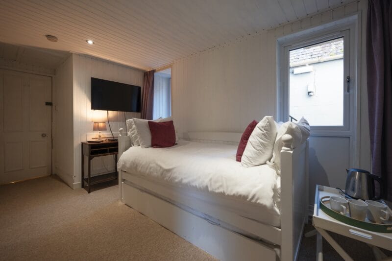 Room 5 - Bedroom 5a