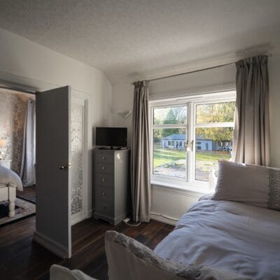 Room 7 - Bedroom 7d